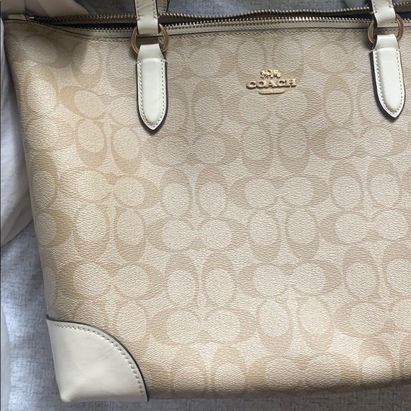 Authentic Coach purse - Picture 2 of 7